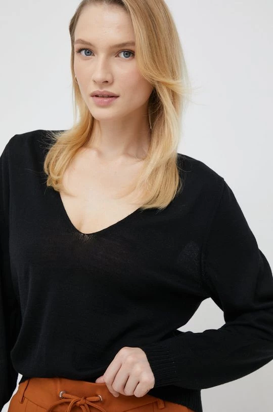 Γυναικεία Χωρίς φερμουάρ Μάλλινο πουλόβερ Sisley χρώμα: μαύρο, 4 Γυναικεία Χωρίς φερμουάρ Μάλλινο πουλόβερ Sisley χρώμα: μαύρο, - Image 4