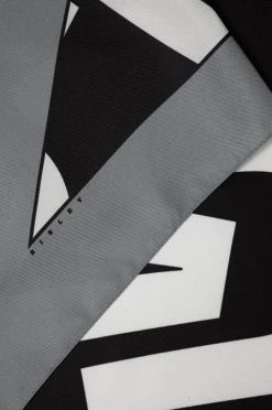 Γυναικεία Φουλάρια Φουλάρι Sisley γκρι 5 Γυναικεία Φουλάρια Φουλάρι Sisley γκρι -Εξοδος Sisley Κατάστημα unnamed file 1379