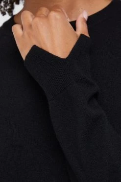 Γυναικεία Χωρίς φερμουάρ Πουλόβερ με μείγμα κασμίρ Sisley χρώμα: μαύρο, 7 Γυναικεία Χωρίς φερμουάρ Πουλόβερ με μείγμα κασμίρ Sisley χρώμα: μαύρο, -Εξοδος Sisley Κατάστημα unnamed file 1830