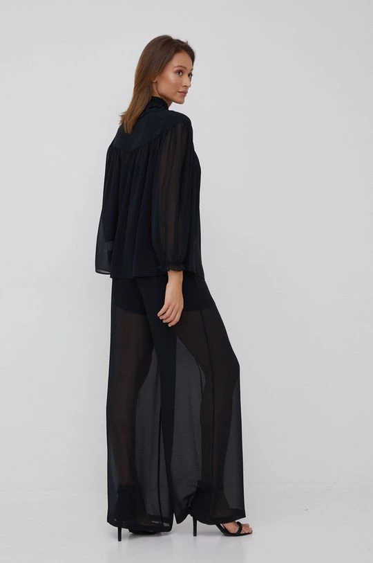 Γυναικεία Μπλούζες Μπλουζάκι Sisley χρώμα: μαύρο 3 Γυναικεία Μπλούζες Μπλουζάκι Sisley χρώμα: μαύρο - Image 3