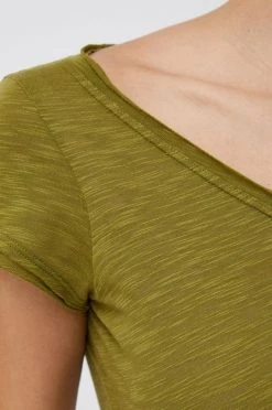 Γυναικεία Κοντομάνικο Μπλουζάκι Sisley πράσινο -Εξοδος Sisley Κατάστημα unnamed file 2440