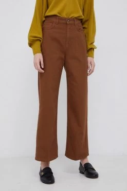 Γυναικεία Καμπάνες Τζιν παντελονι Sisley χρώμα: πράσινο