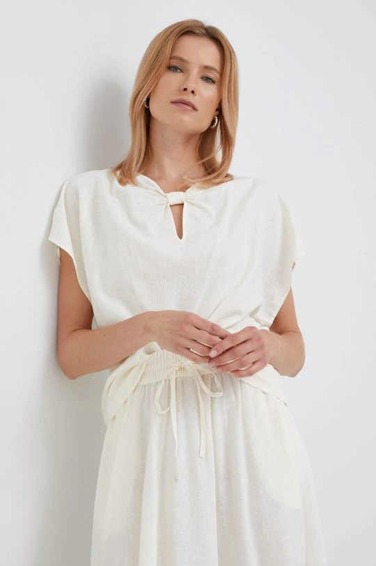 Γυναικεία Μπλούζες Λευκή μπλούζα Sisley χρώμα: μπεζ 1 Γυναικεία Μπλούζες Λευκή μπλούζα Sisley χρώμα: μπεζ