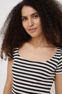 Γυναικεία Κοντομάνικο Βαμβακερό μπλουζάκι Sisley μαύρο -Εξοδος Sisley Κατάστημα unnamed file 3307