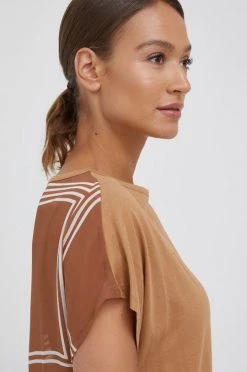 Γυναικεία Κοντομάνικο Μπλουζάκι Sisley χρώμα: καφέ -Εξοδος Sisley Κατάστημα unnamed file 3457