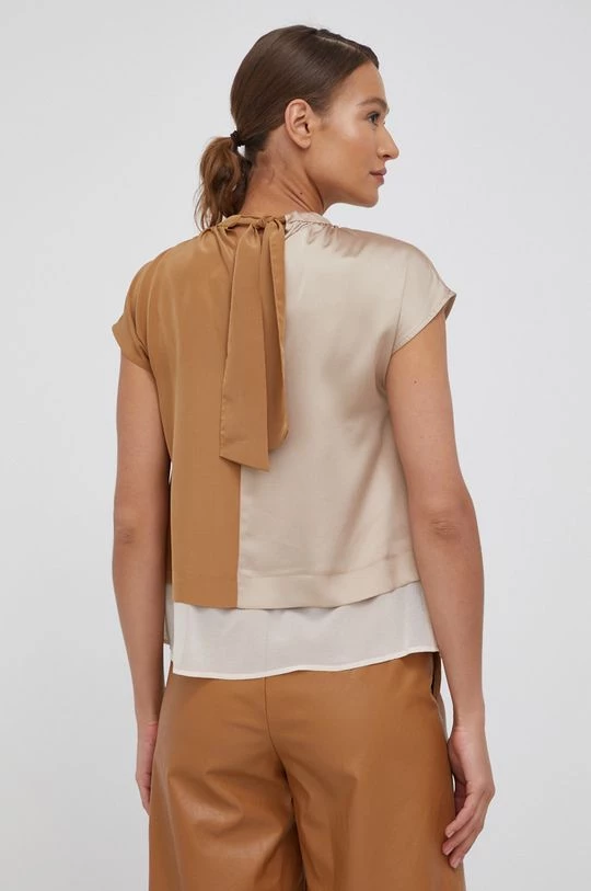 Γυναικεία Μπλούζες Μπλουζάκι Sisley χρώμα: μπεζ 3 Γυναικεία Μπλούζες Μπλουζάκι Sisley χρώμα: μπεζ - Image 3