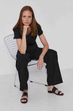 Γυναικεία Κοντομάνικο Βαμβακερό μπλουζάκι Sisley μαύρο