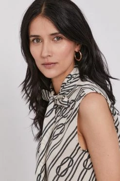 Γυναικεία Μπλούζες Μπλουζάκι Sisley χρώμα: μπεζ