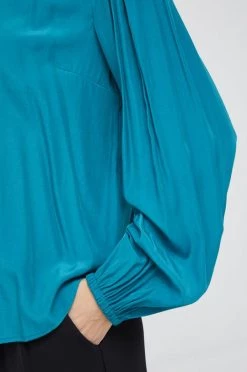 Γυναικεία Μπλούζες Μπλουζάκι Sisley τιρκουάζ -Εξοδος Sisley Κατάστημα unnamed file 439