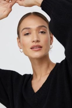 Γυναικεία Χωρίς φερμουάρ Πουλόβερ με προσθήκη μαλλιού Sisley χρώμα: μαύρο, -Εξοδος Sisley Κατάστημα unnamed file 557