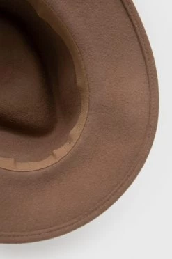 Γυναικεία Καπέλα Μάλλινο καπέλο Sisley μπεζ -Εξοδος Sisley Κατάστημα unnamed file 644